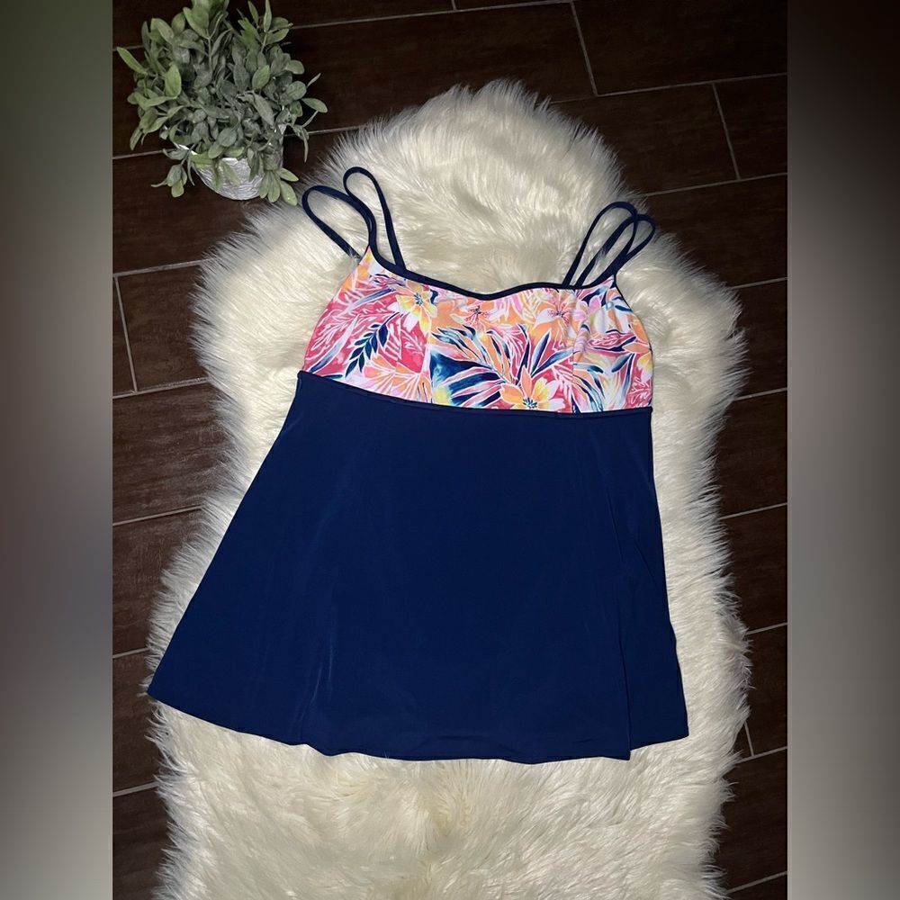 Sonnet Shores floral and Navy blue swim dress sz 20W